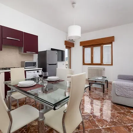 Apartment Rossella *