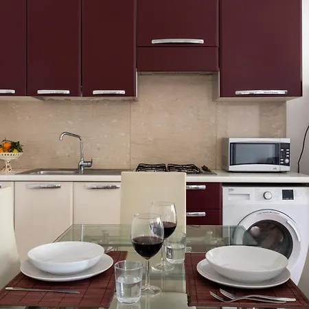 Rossella Apartment *